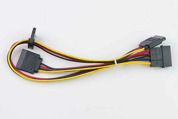 SC812U 4PIN-TO-3X SATA POWER CABLE